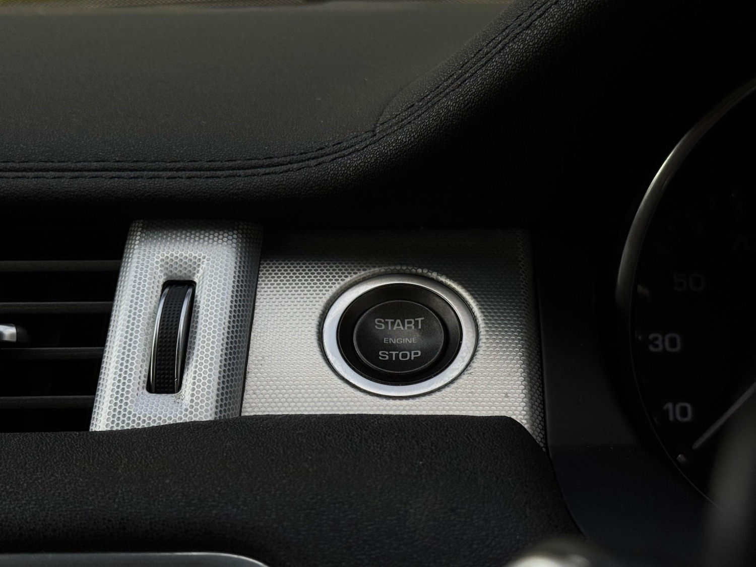 Used Land Rover Range Rover Evoque 2013 for sale - 76989455: Photo 43