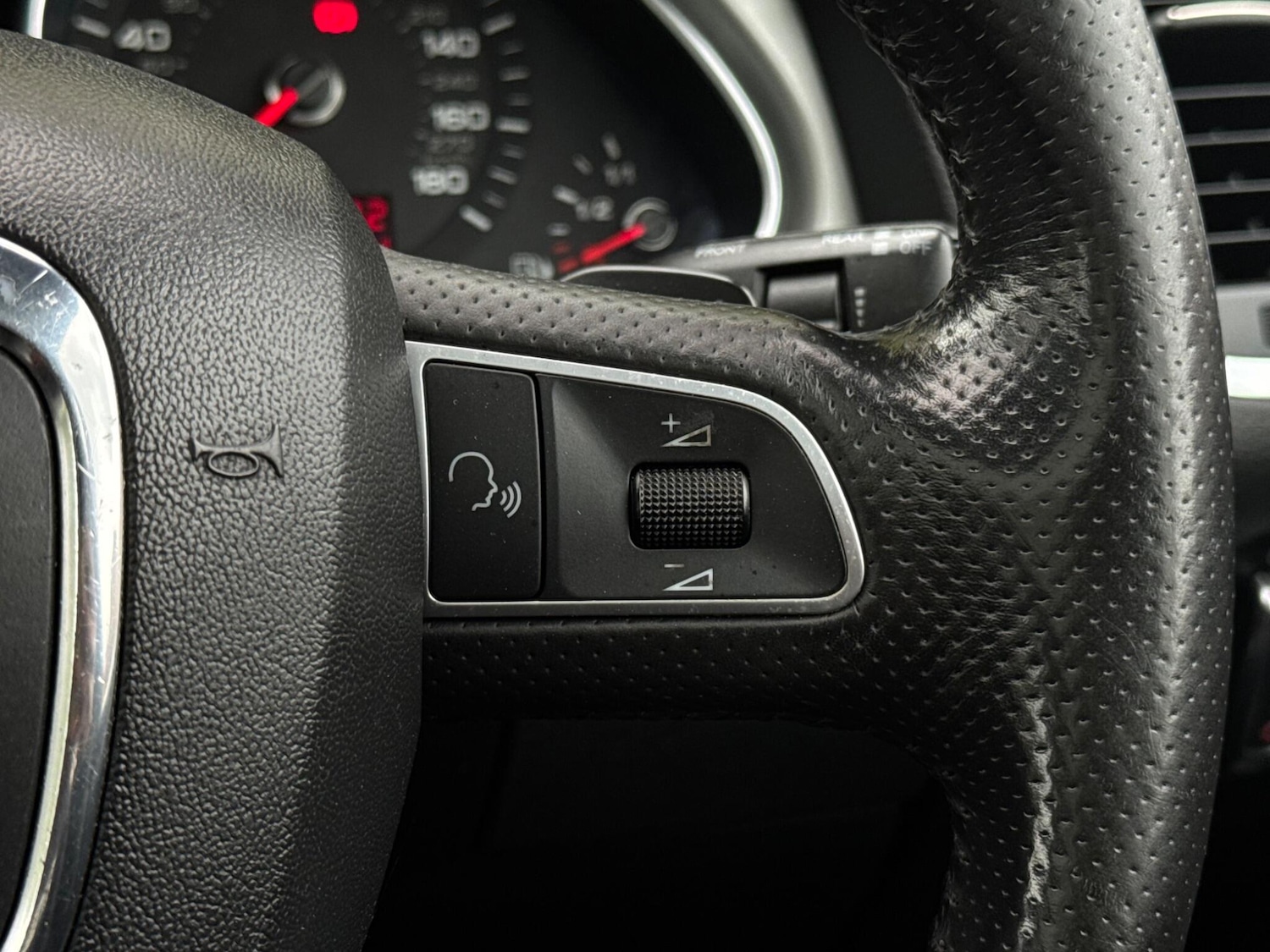 Used Audi Q7 2009 for sale - 75351807: Photo 34