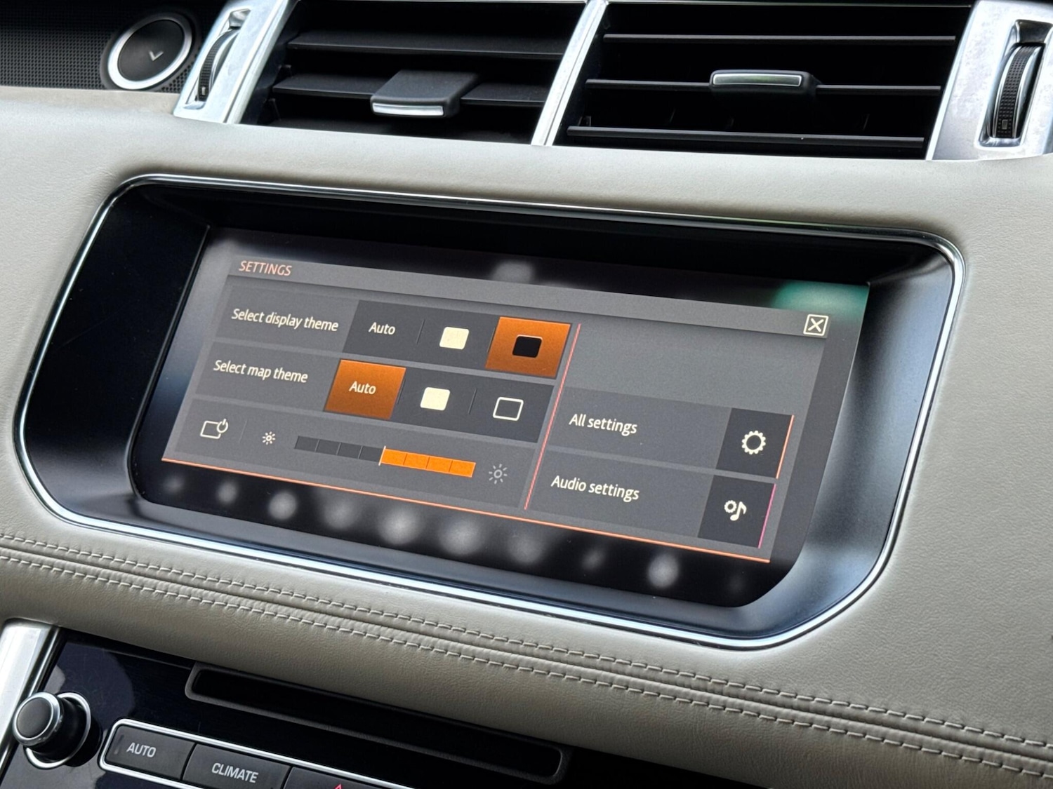 Used Land Rover Range Rover Sport 2018 for sale - 76988301: Photo 42