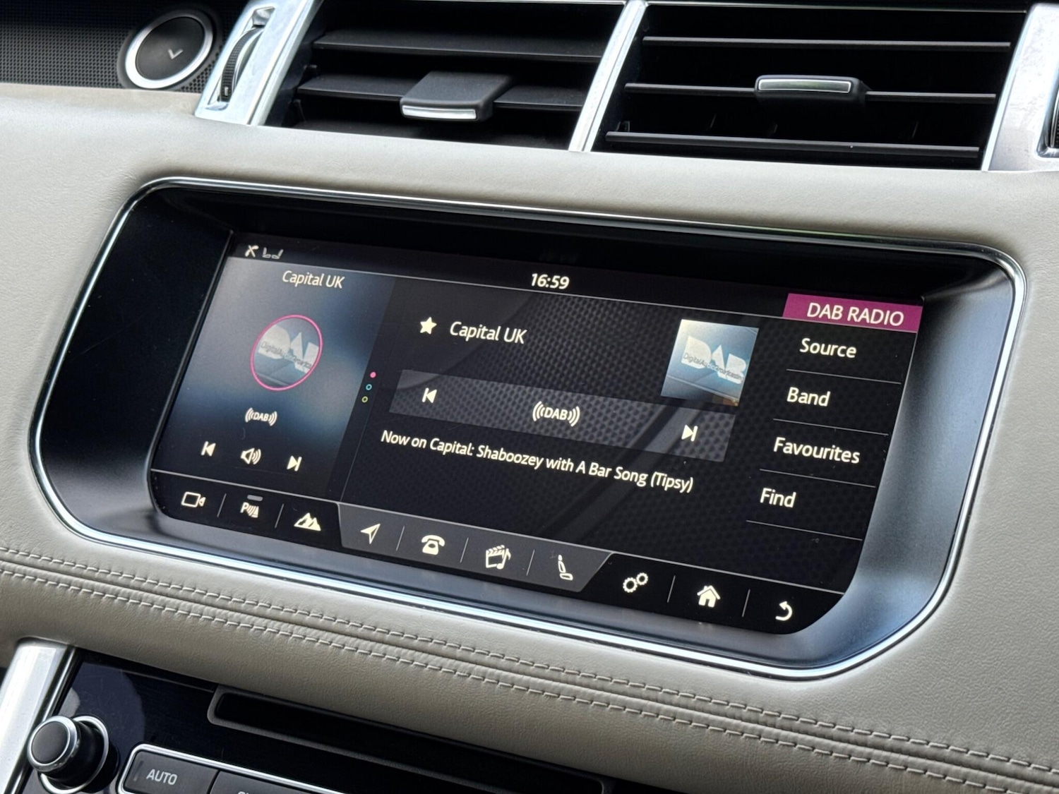 Used Land Rover Range Rover Sport 2018 for sale - 76988301: Photo 45