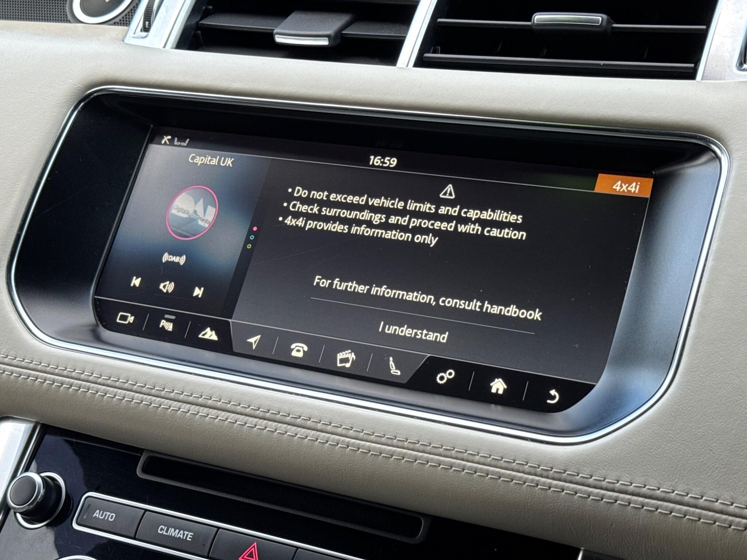 Used Land Rover Range Rover Sport 2018 for sale - 76988301: Photo 49