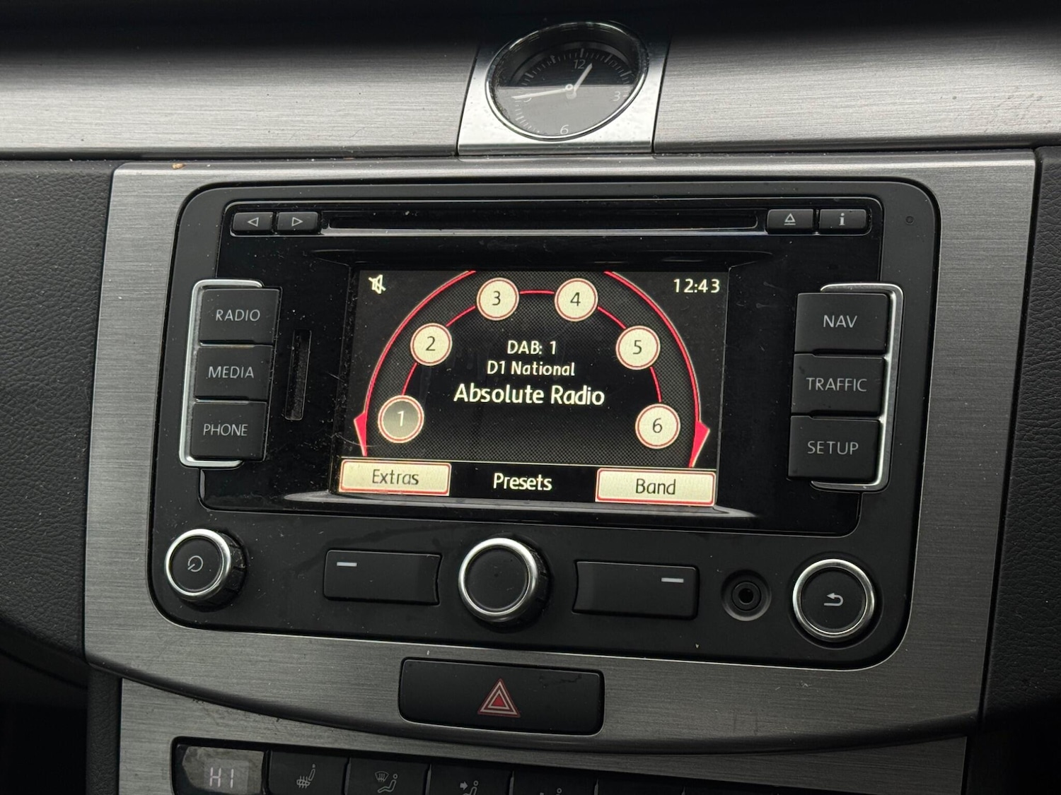 Used Volkswagen Passat 2014 for sale - 77386338: Photo 51