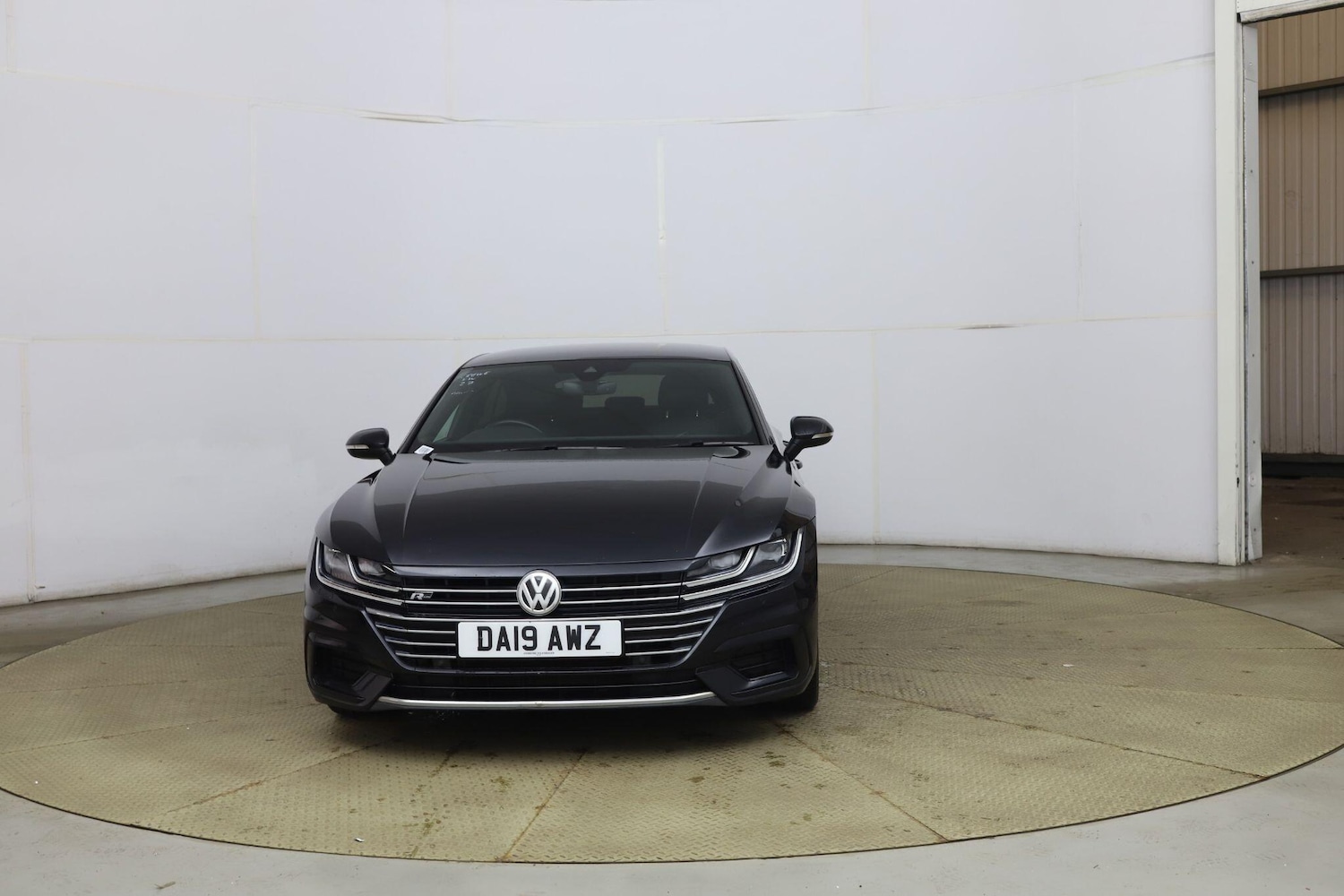 Used Volkswagen Arteon 2019 for sale - 77376446: Photo 2