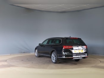 Used Volkswagen Passat 2018 for sale - 78623266: Photo
