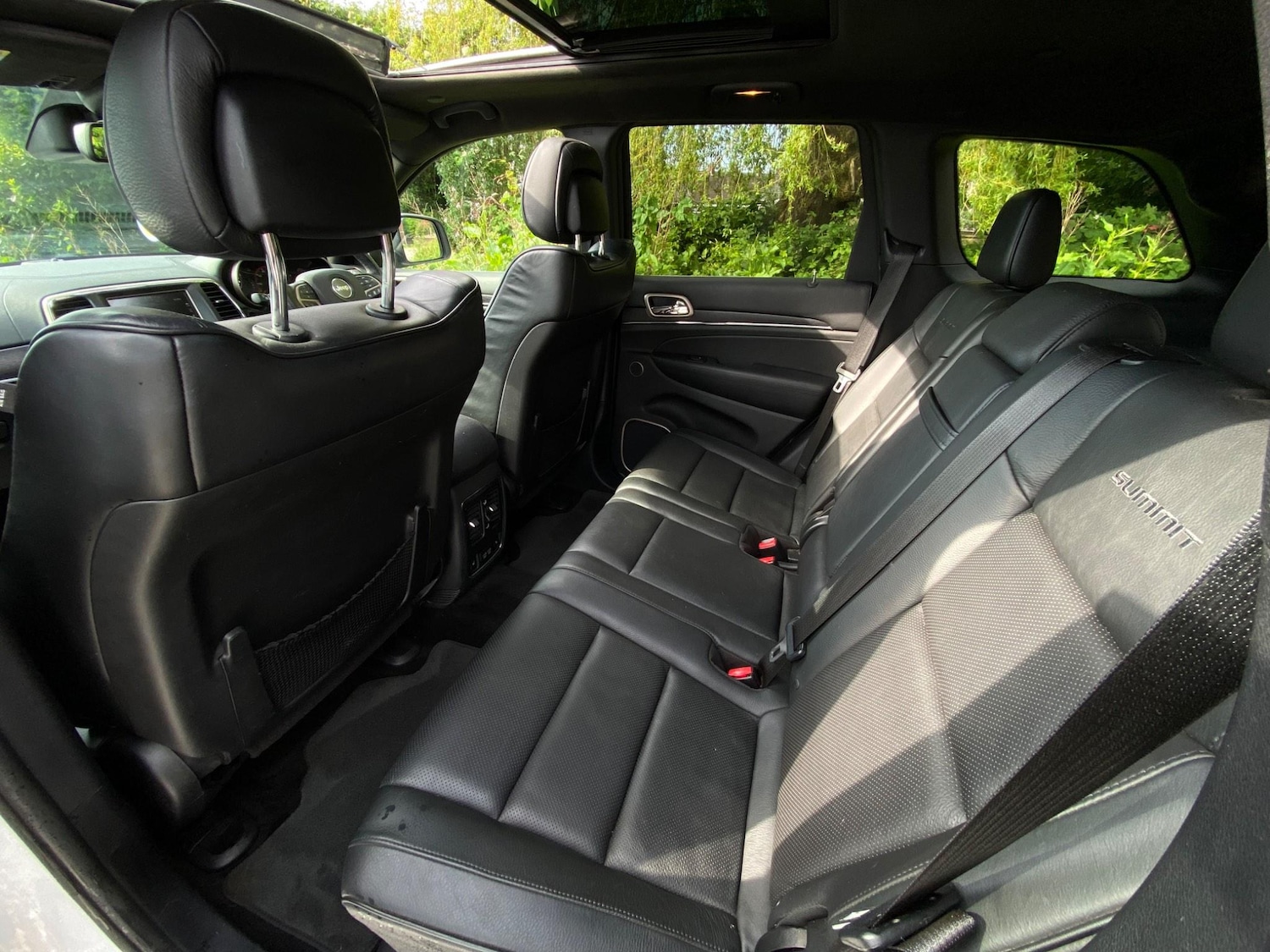 Used Jeep Grand Cherokee 2015 for sale - 76990246: Photo 33