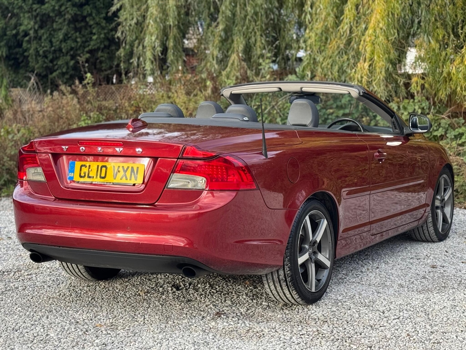 Used Volvo C70 2010 for sale - 76371228: Photo 10