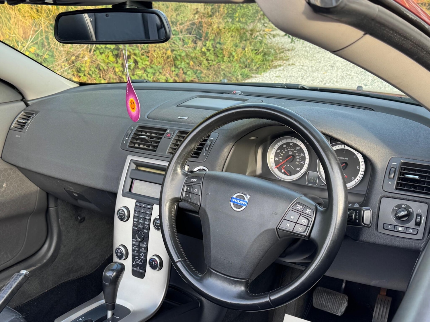 Used Volvo C70 2010 for sale - 76371228: Photo 14