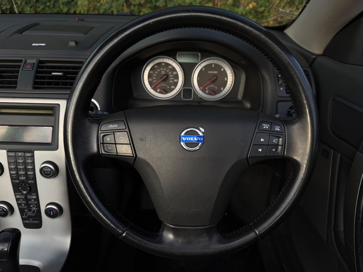 Used Volvo C70 2010 for sale - 76371228: Photo 27