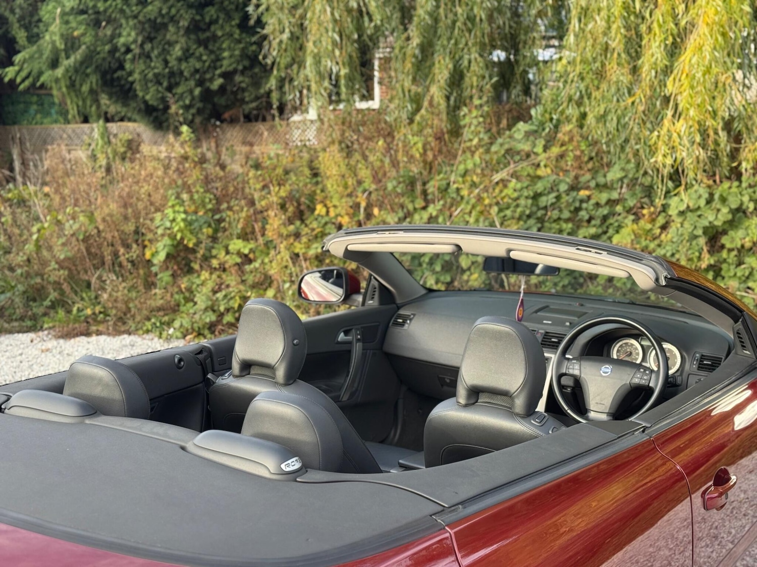 Used Volvo C70 2010 for sale - 76371228: Photo 50
