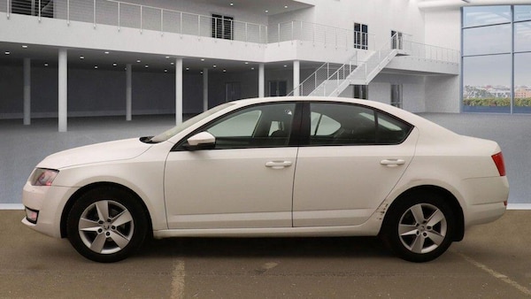 Used Skoda Octavia 2015 for sale - 76239090: Photo 4
