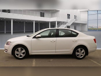Used Skoda Octavia 2015 for sale - 76239090: Photo 4