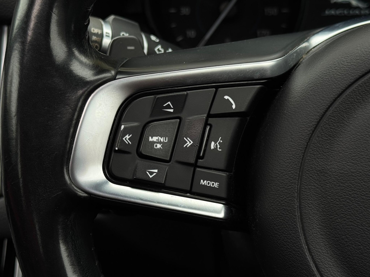 Used Jaguar XF 2016 for sale - 77657454: Photo 37