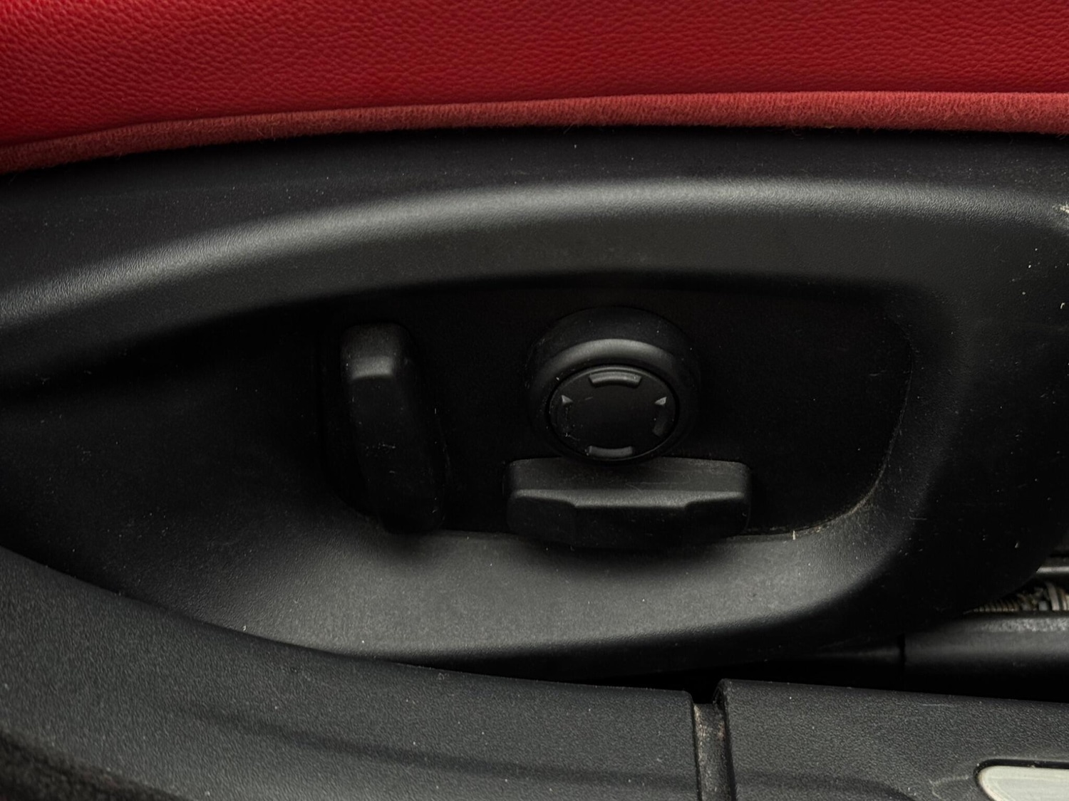 Used Jaguar XF 2016 for sale - 77657454: Photo 73