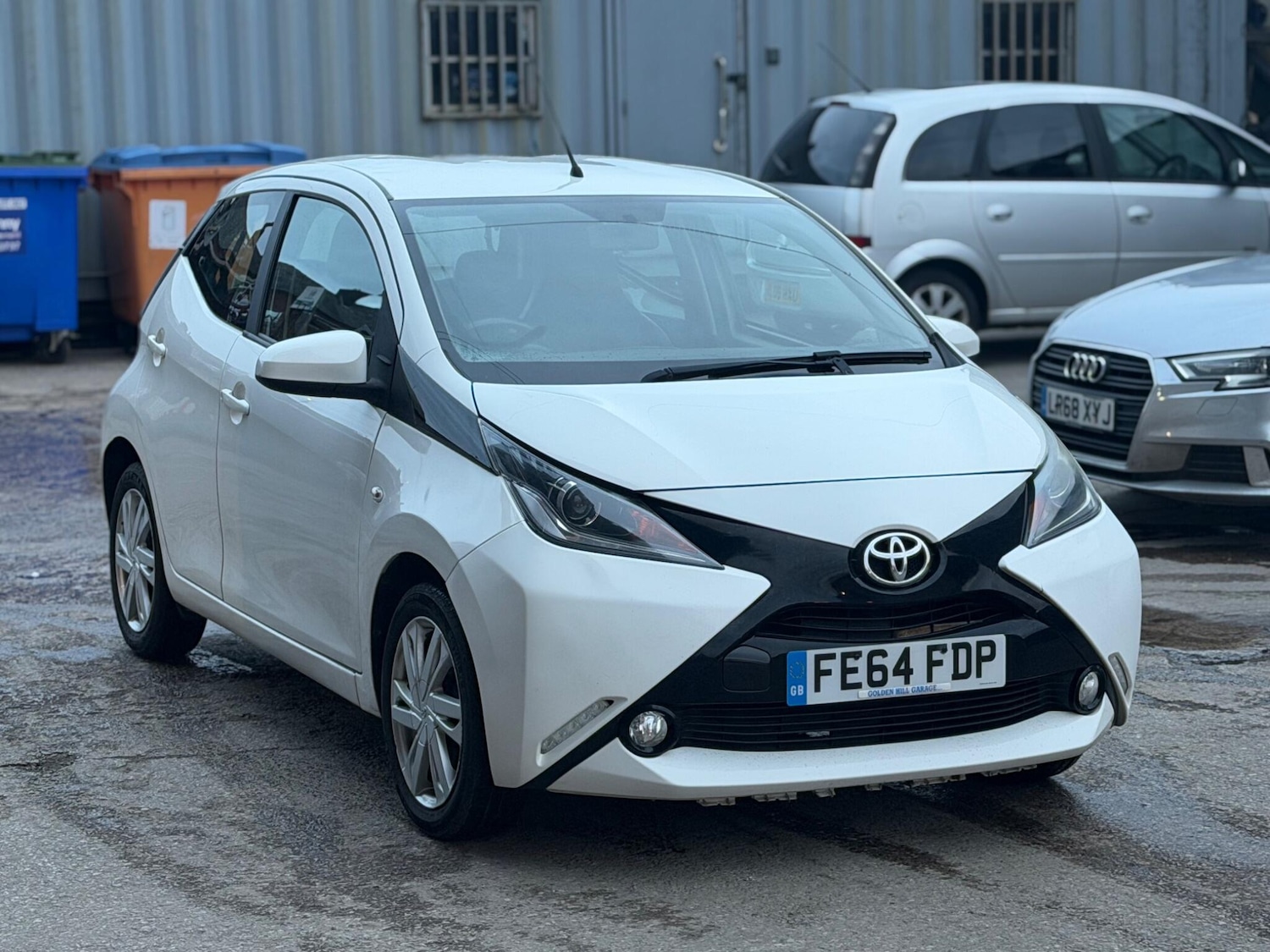 Used Toyota AYGO 2014 for sale - 77396392: Photo 1