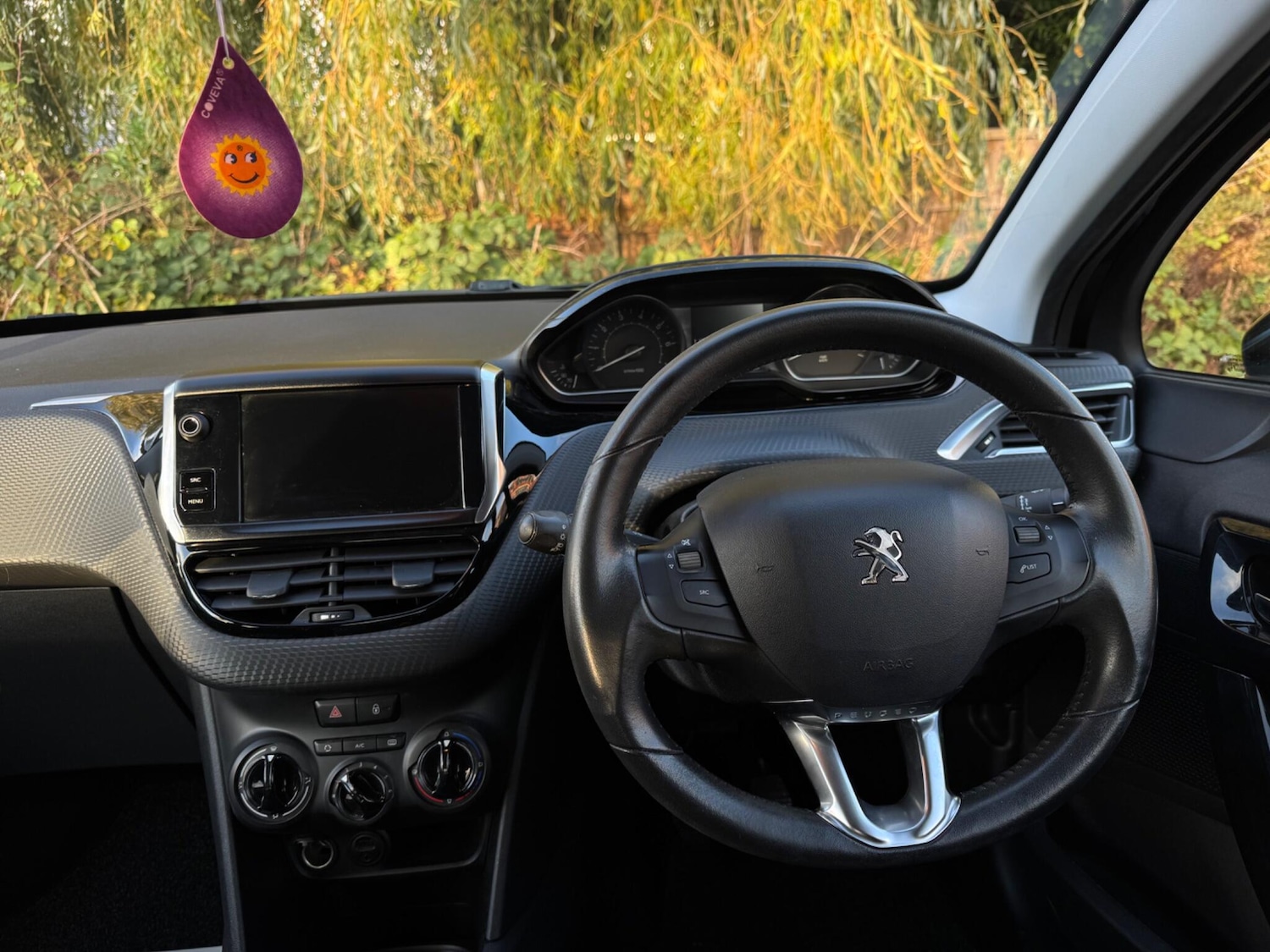 Used Peugeot 208 2017 for sale - 77030024: Photo 27