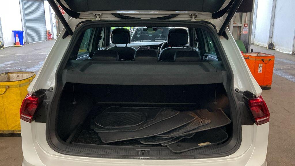 Used Volkswagen Tiguan 2016 for sale - 76215494: Photo 11