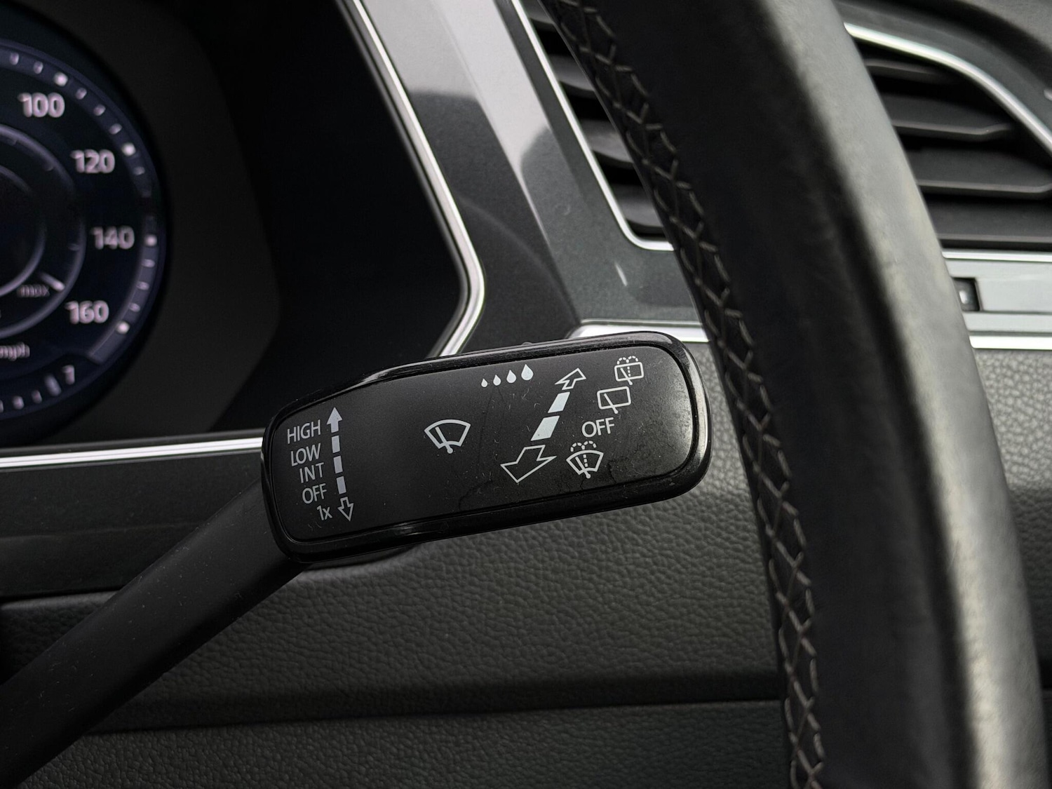 Used Volkswagen Tiguan 2016 for sale - 76215494: Photo 34