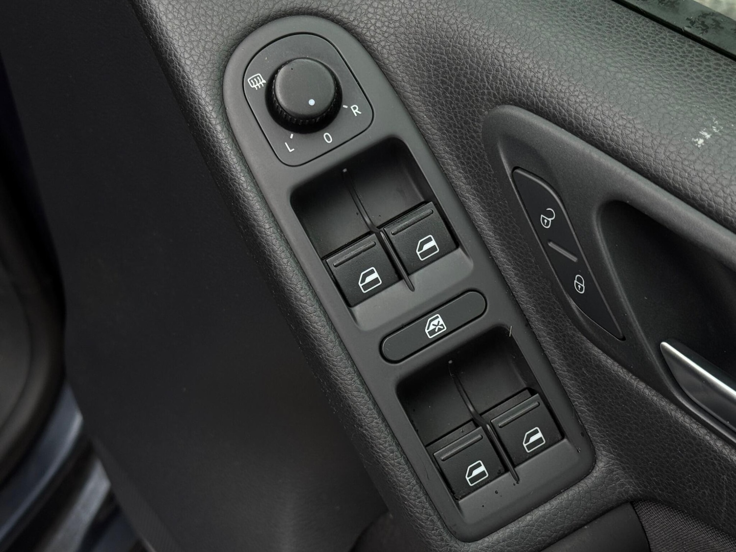 Used Volkswagen Golf 2012 for sale - 76997784: Photo 55