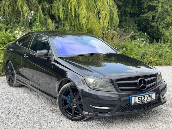 Used Mercedes-Benz C-Class 2012 for sale - 73742281: Photo 1