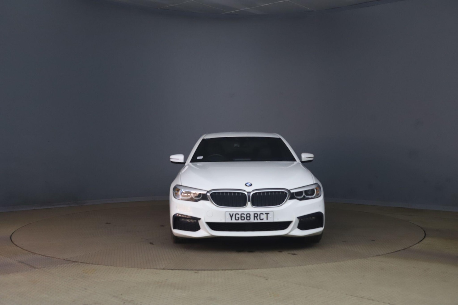 Used BMW 5 Series for sale - 77978427: Photo 2