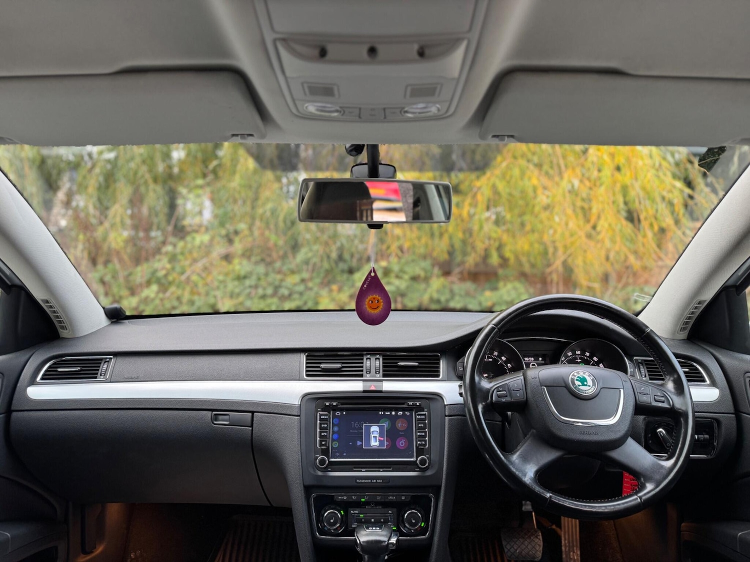 Used Skoda Superb 2012 for sale - 76408350: Photo 17