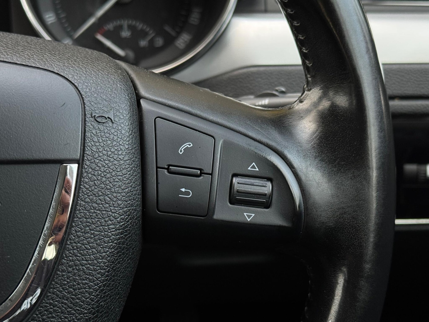 Used Skoda Superb 2012 for sale - 76408350: Photo 34