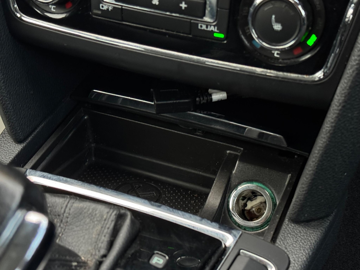 Used Skoda Superb 2012 for sale - 76408350: Photo 47