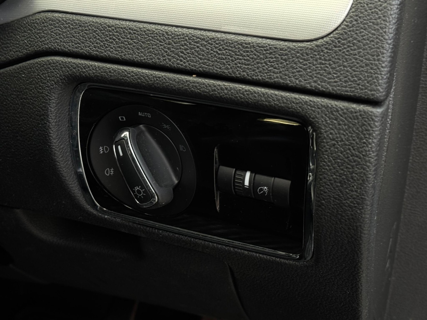 Used Skoda Superb 2012 for sale - 76408350: Photo 55