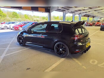 Used Volkswagen Golf 2016 for sale - 78461163: Photo