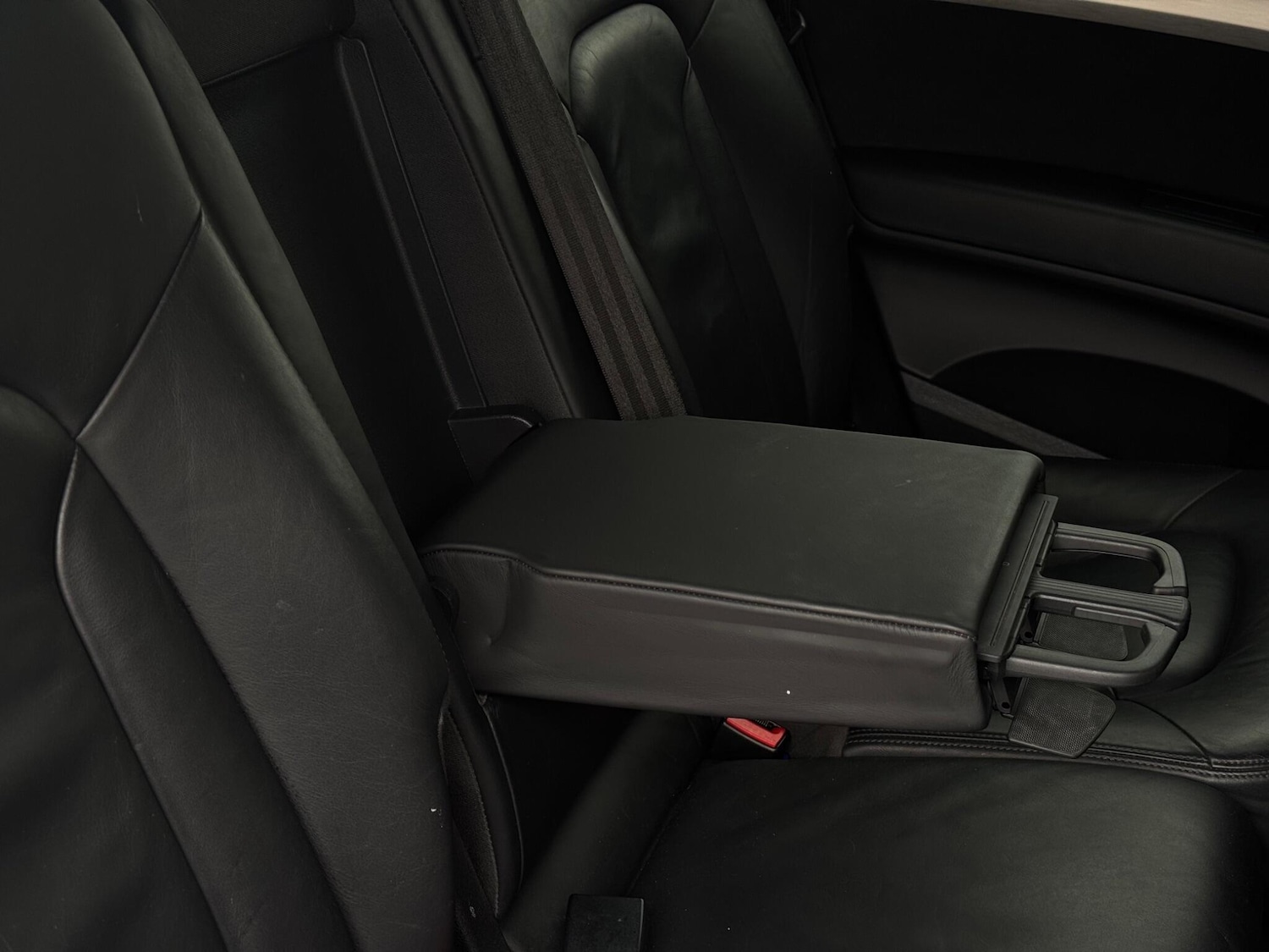 Used Audi Q7 2012 for sale - 76997656: Photo 56