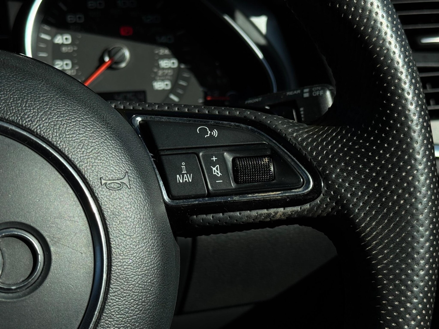 Used Audi Q7 2013 for sale - 76988288: Photo 29