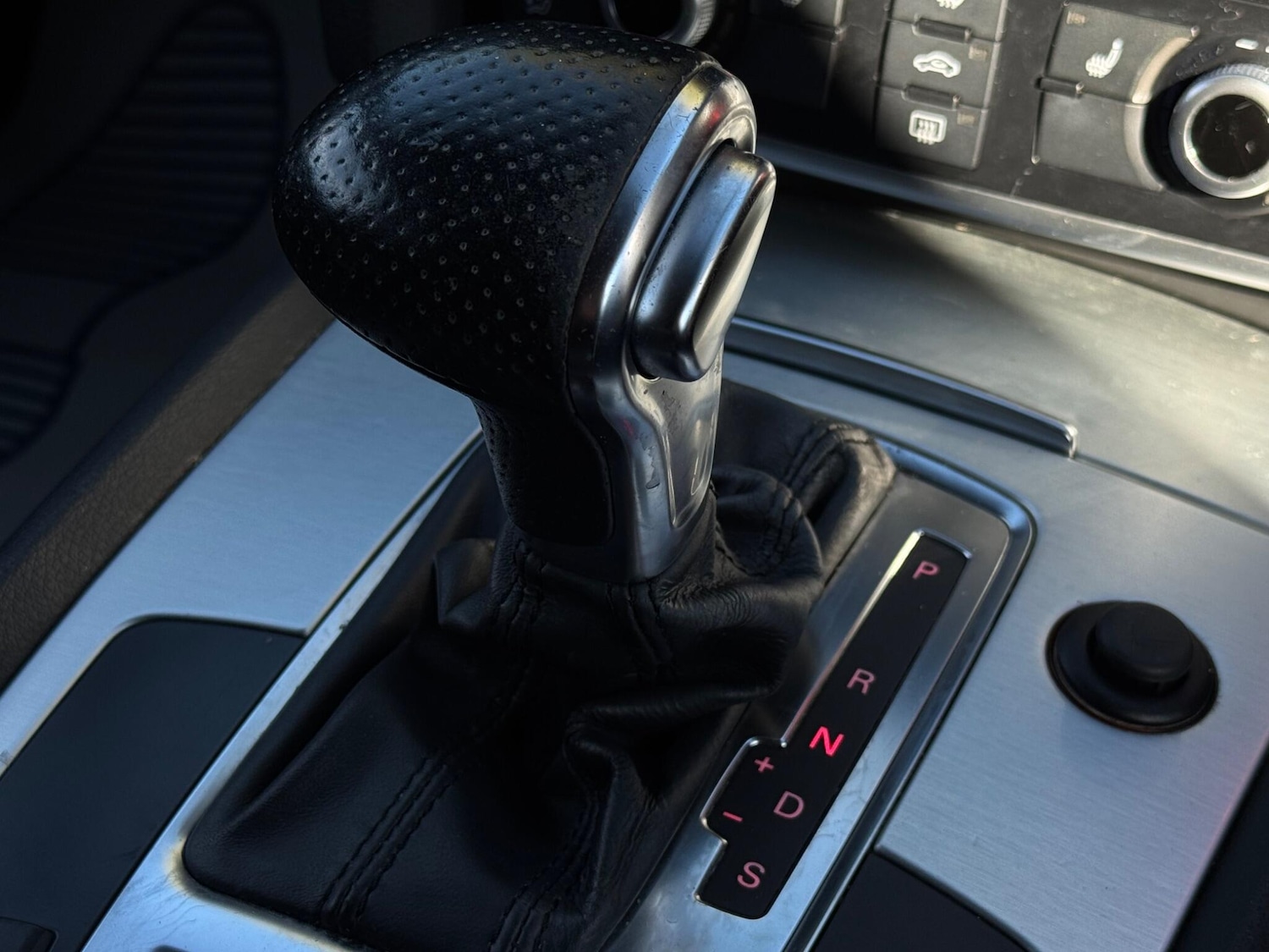 Used Audi Q7 2013 for sale - 76988288: Photo 40