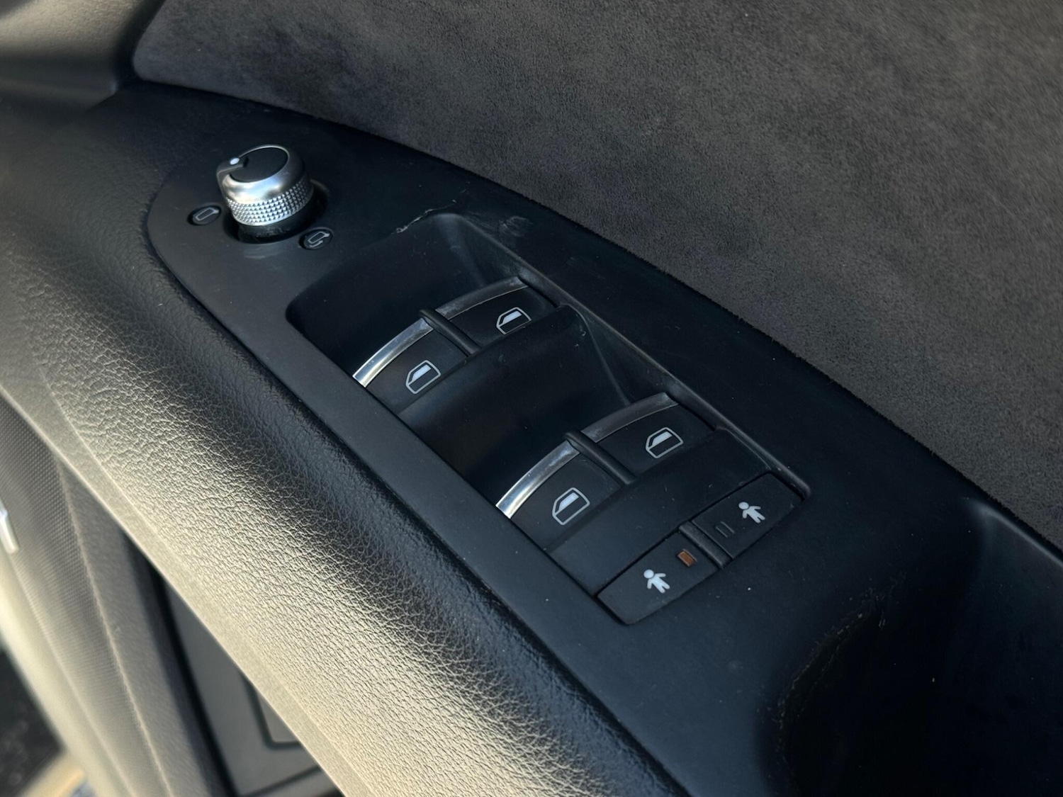 Used Audi Q7 2013 for sale - 76988288: Photo 41