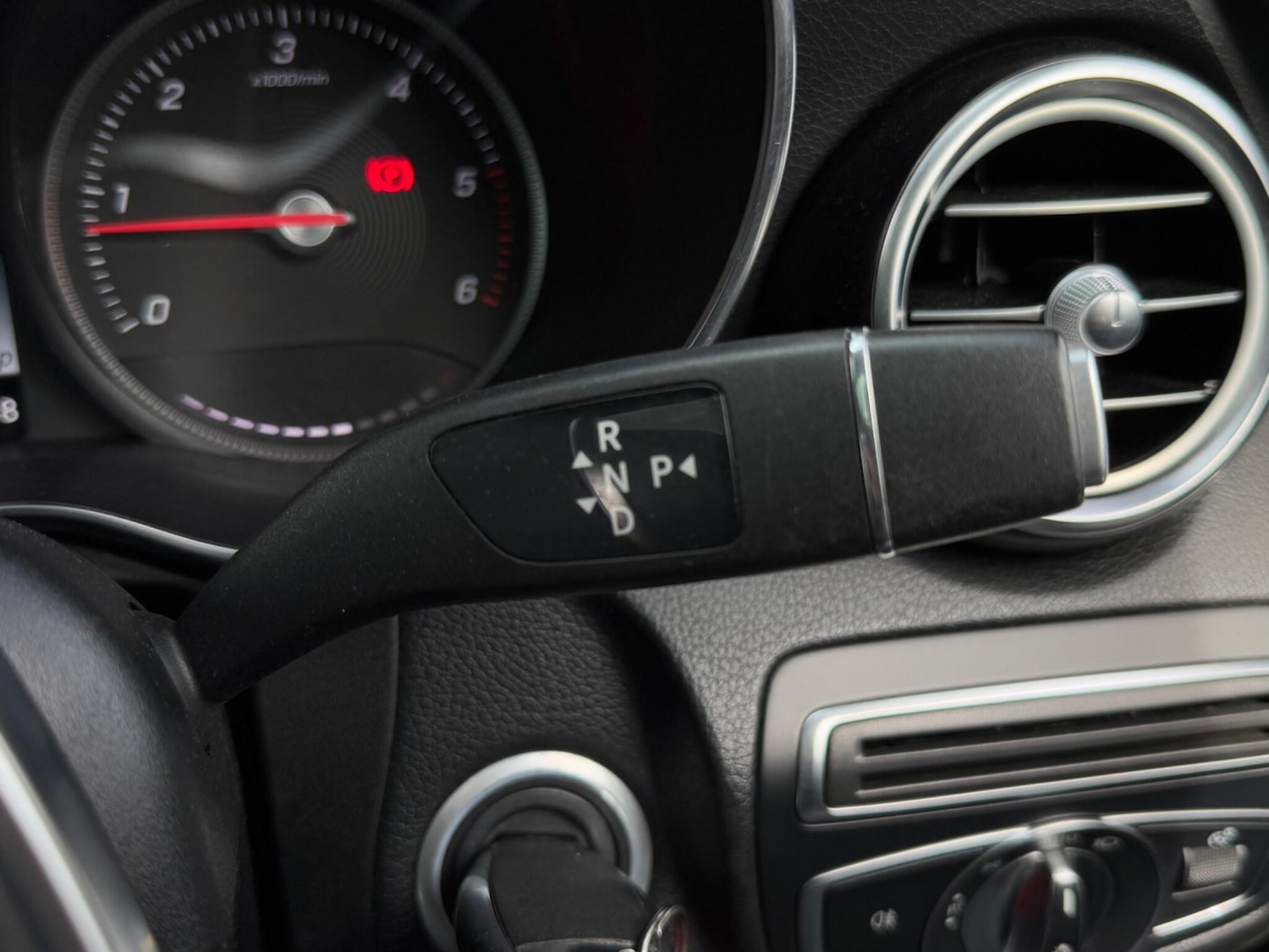 Used Mercedes-Benz GLC 2017 for sale - 76996067: Photo 33