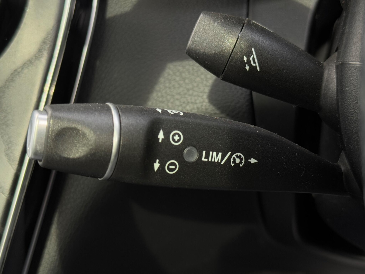 Used Mercedes-Benz GLC 2017 for sale - 76996067: Photo 34