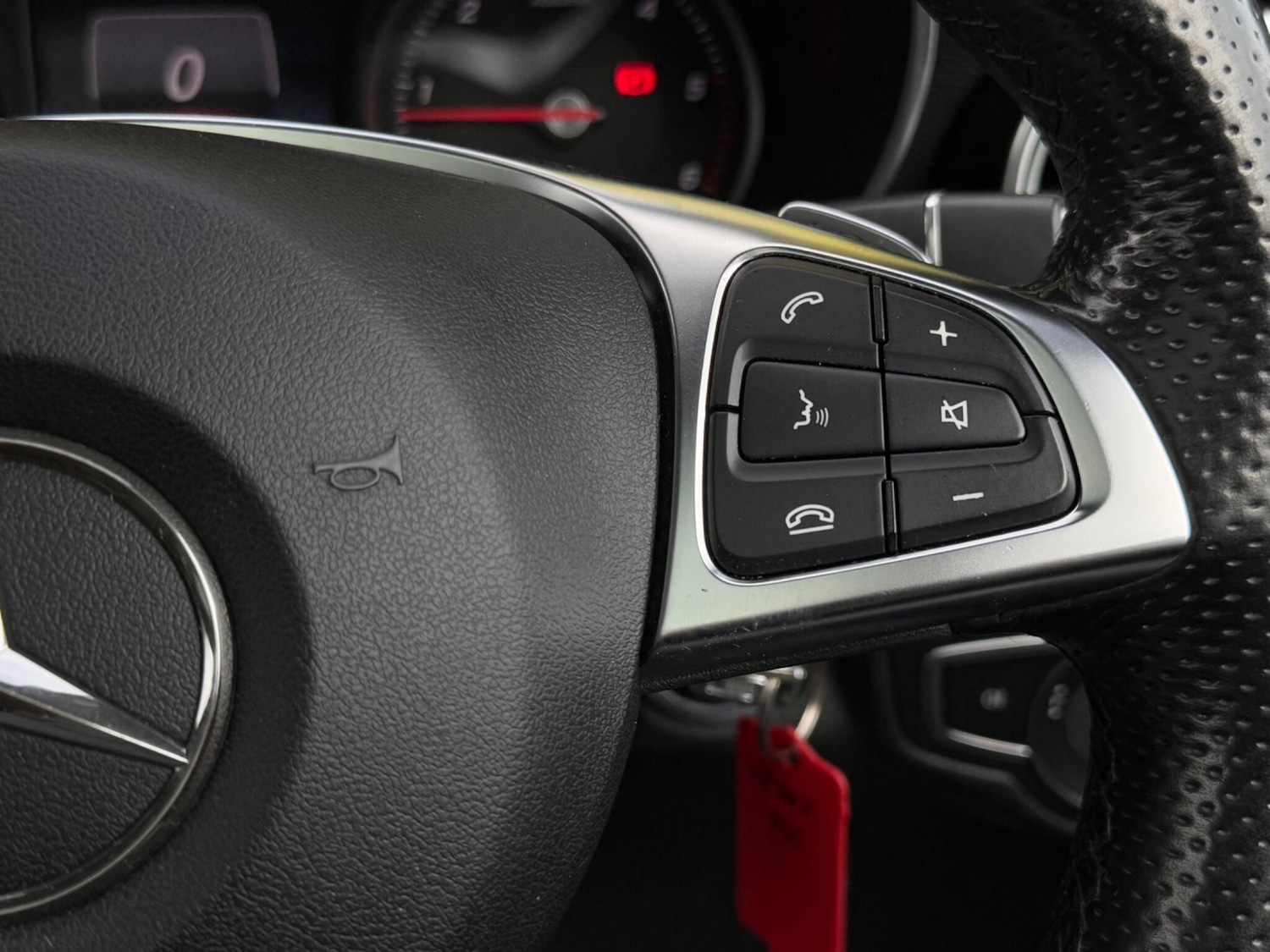 Used Mercedes-Benz GLC 2017 for sale - 76996067: Photo 38