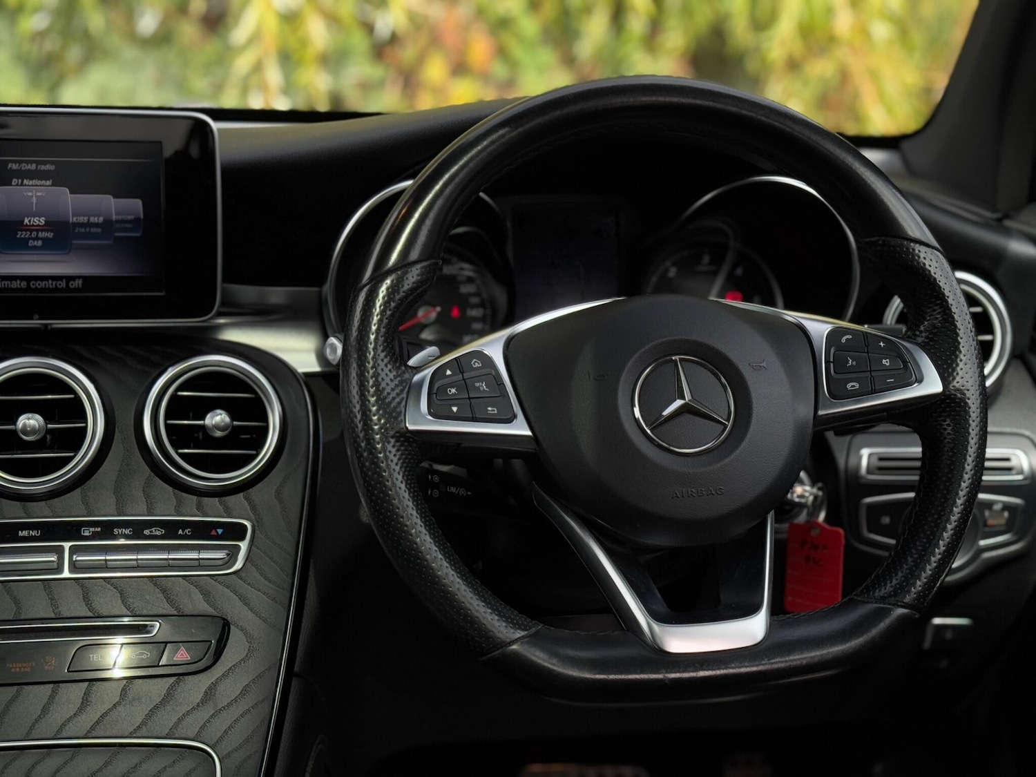 Used Mercedes-Benz GLC 2017 for sale - 76996067: Photo 68