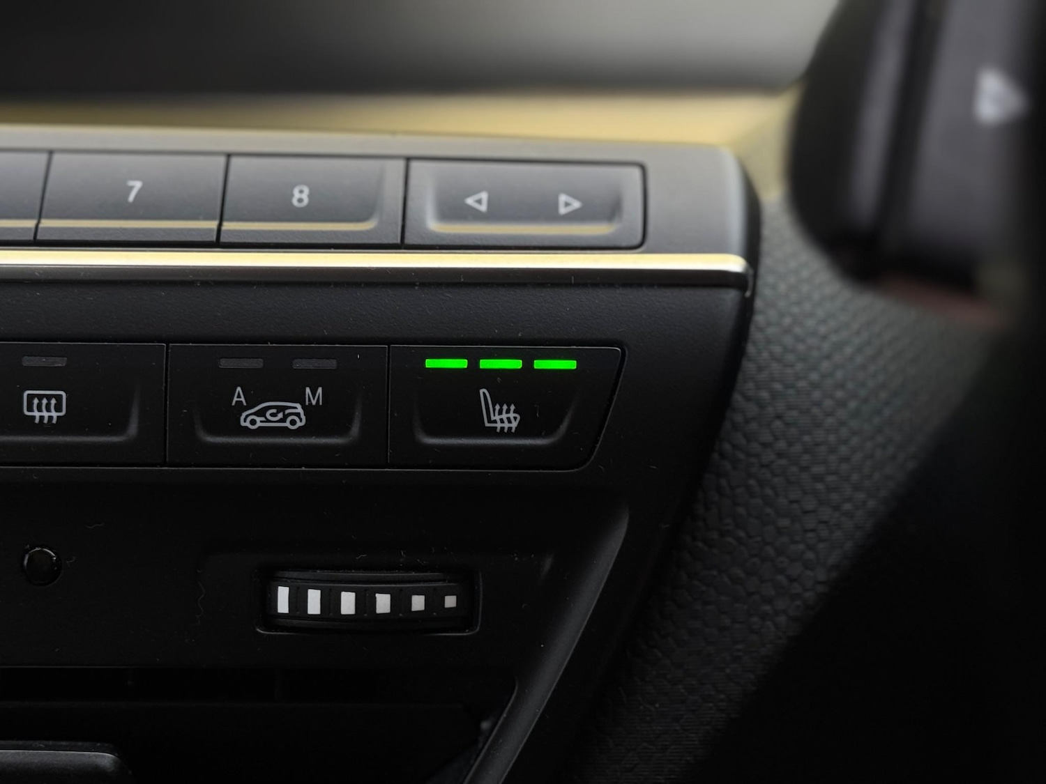 Used BMW i3 2016 for sale - 76996210: Photo 38