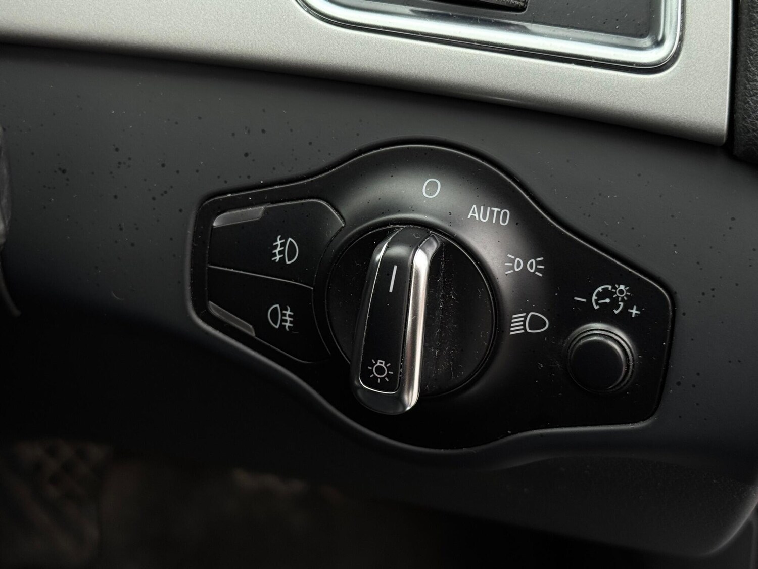 Used Audi S4 Avant 2011 for sale - 75904791: Photo 46