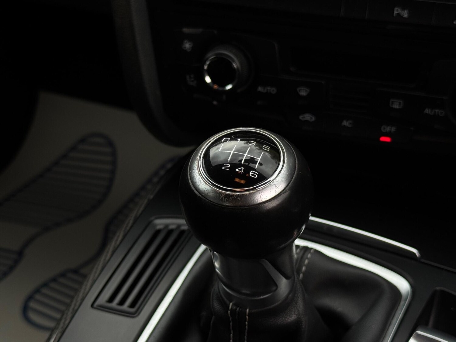 Used Audi S4 Avant 2011 for sale - 75904791: Photo 50