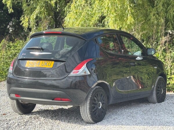 Used Chrysler Ypsilon 2014 for sale - 74553582: Photo 9