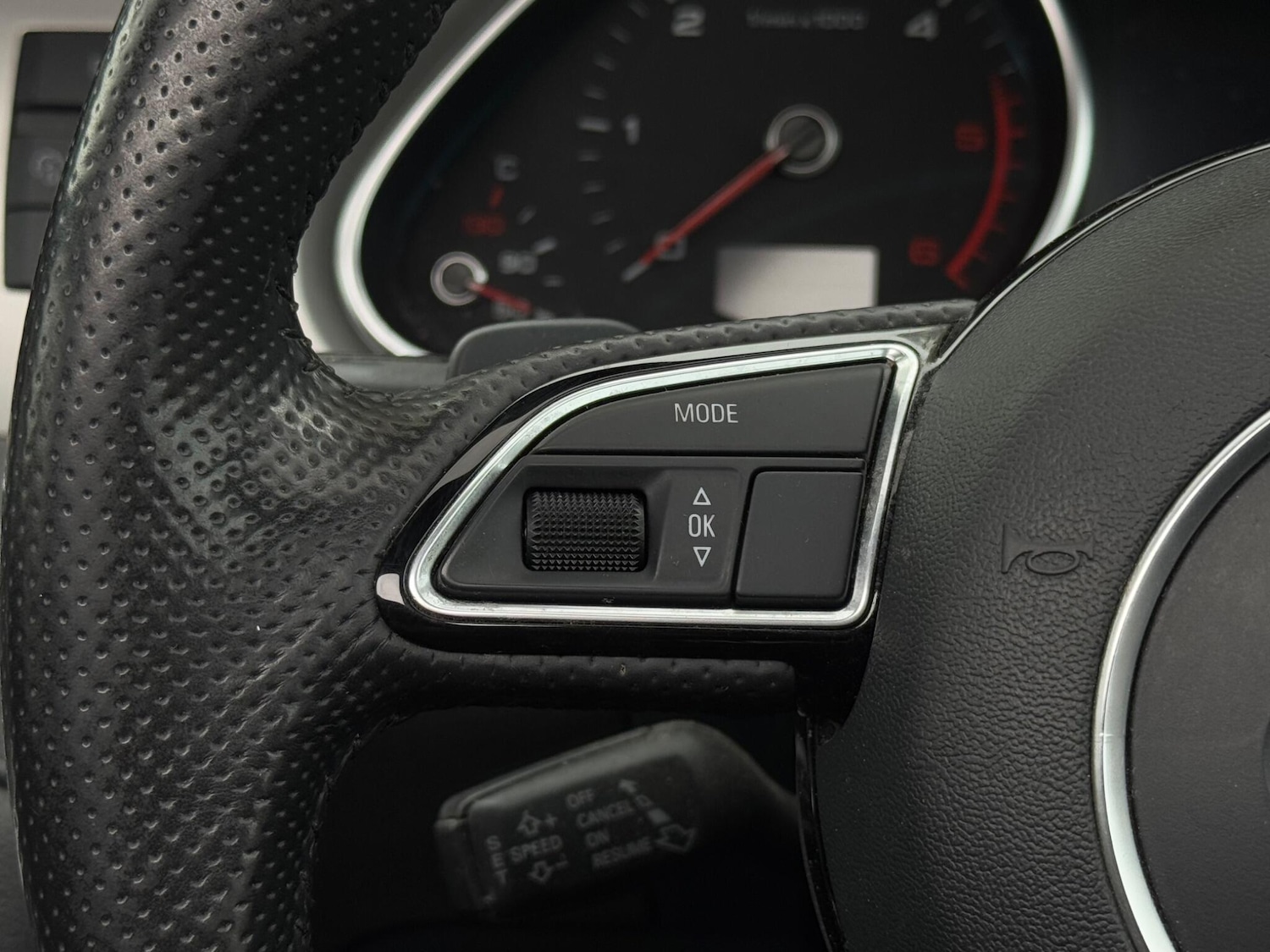 Used Audi Q7 2014 for sale - 76215035: Photo 27