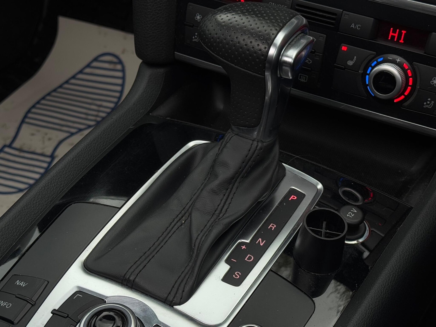 Used Audi Q7 2014 for sale - 76215035: Photo 28