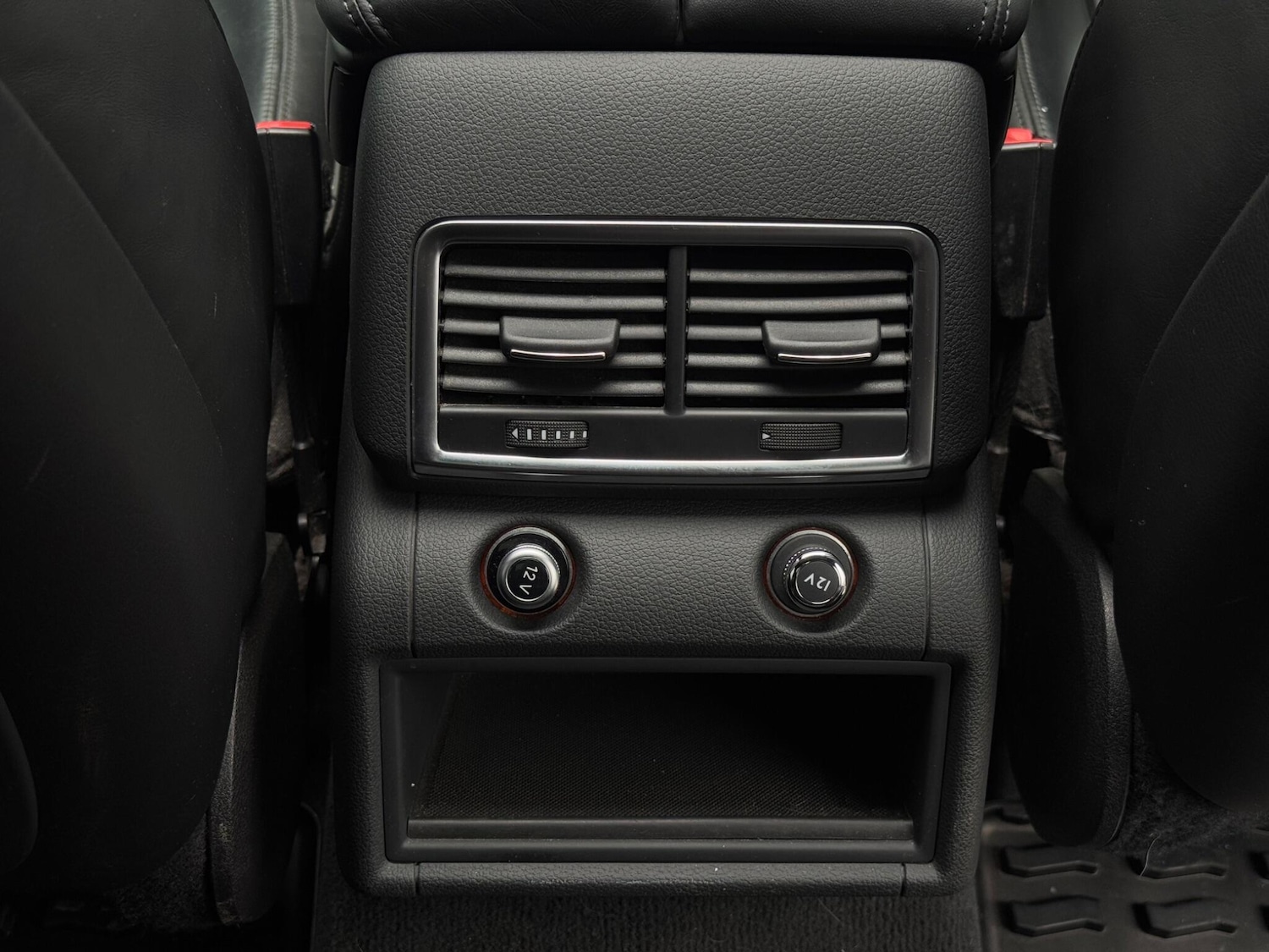 Used Audi Q7 2014 for sale - 76215035: Photo 32