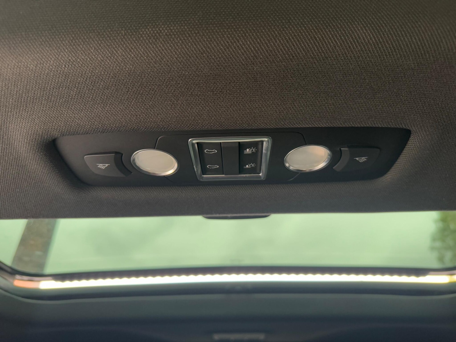 Used Audi Q7 2014 for sale - 76215035: Photo 33