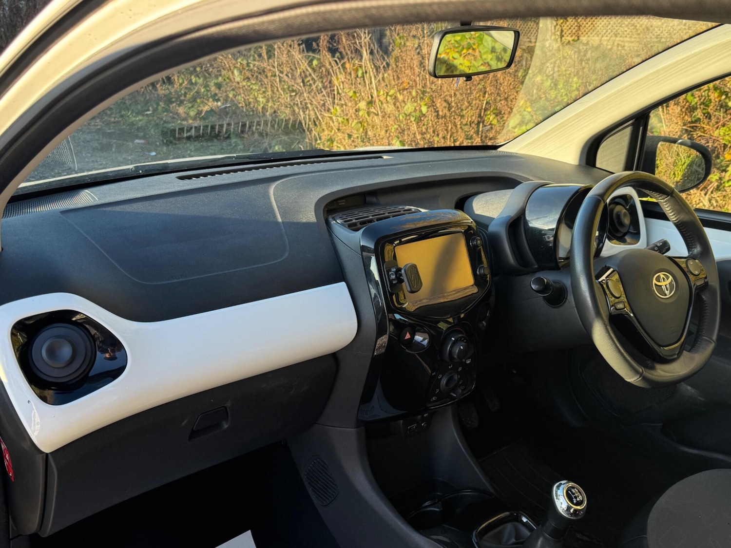 Used Toyota AYGO 2014 for sale - 76613225: Photo 15