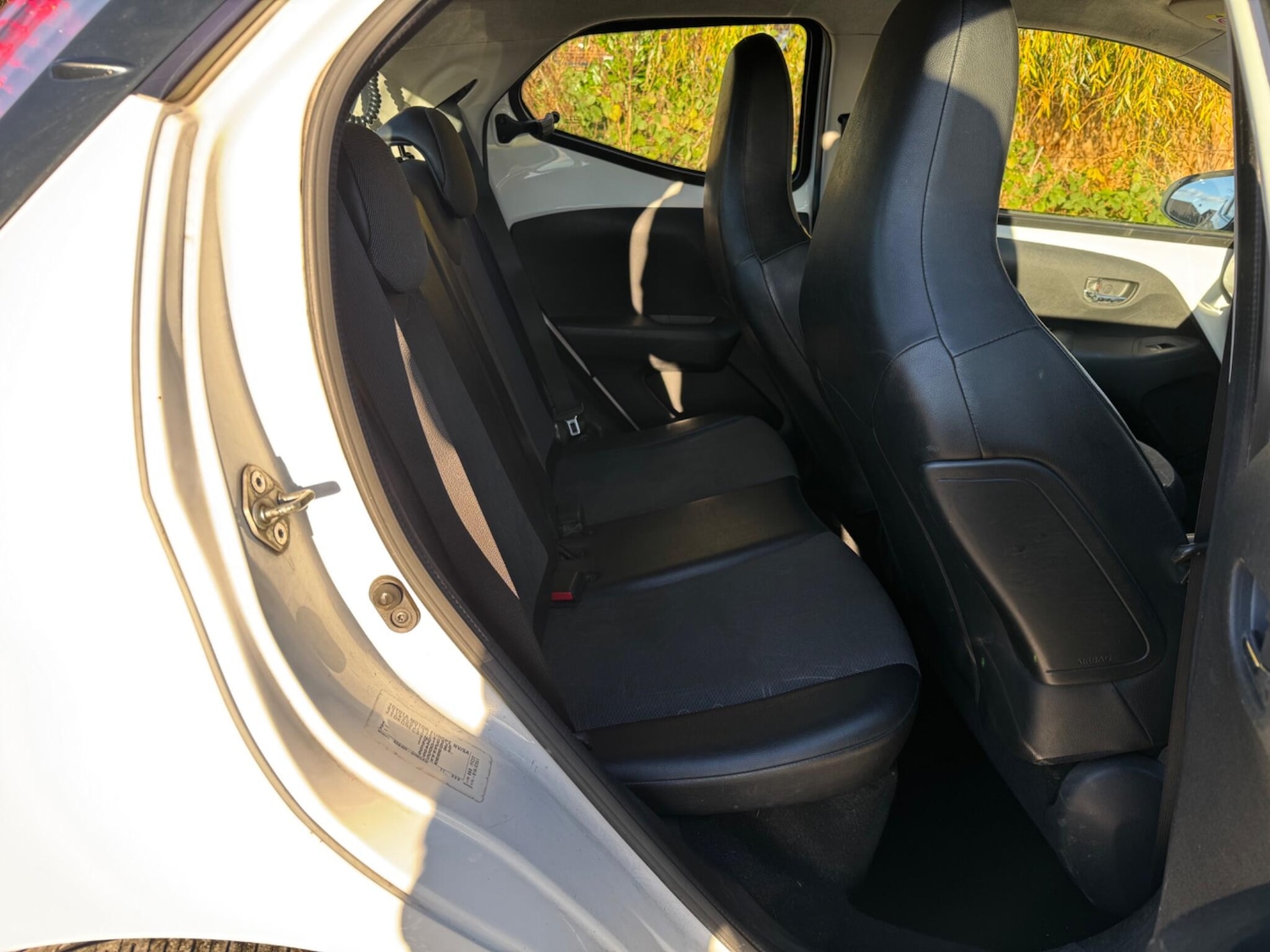 Used Toyota AYGO 2014 for sale - 76613225: Photo 21