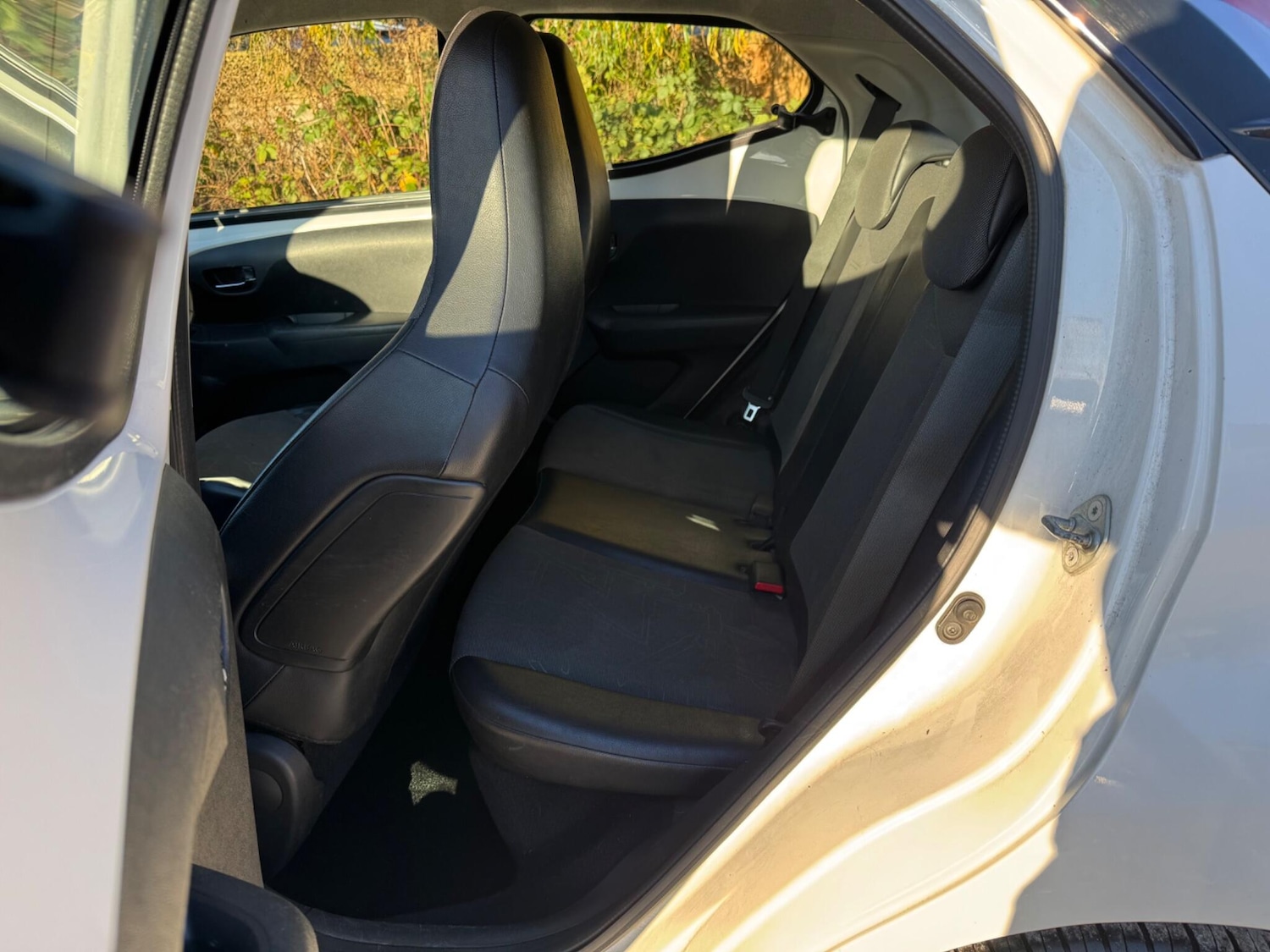 Used Toyota AYGO 2014 for sale - 76613225: Photo 22