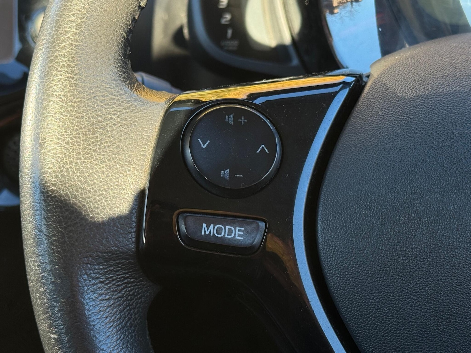 Used Toyota AYGO 2014 for sale - 76613225: Photo 33