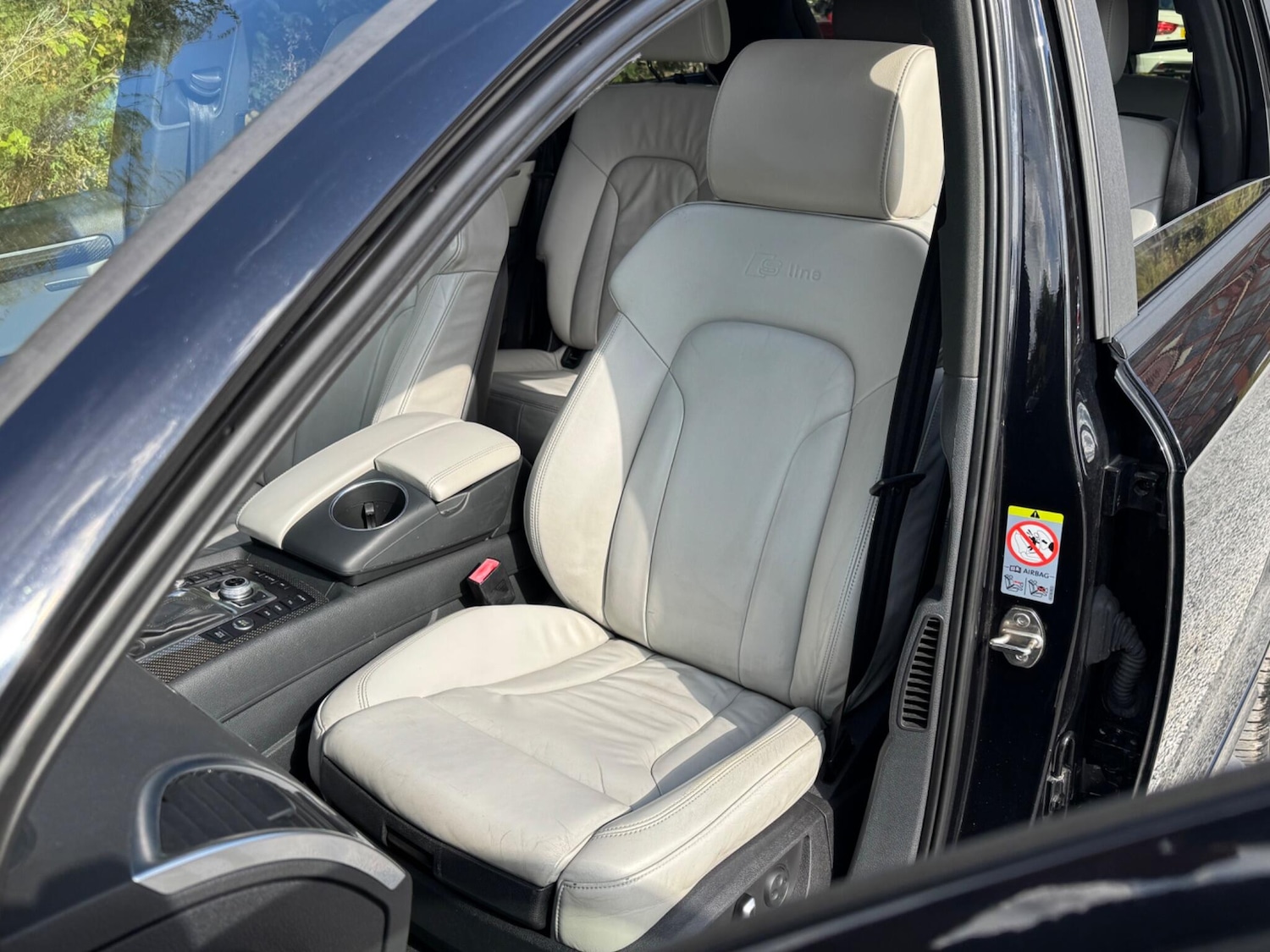 Used Audi Q7 2012 for sale - 76942701: Photo 17